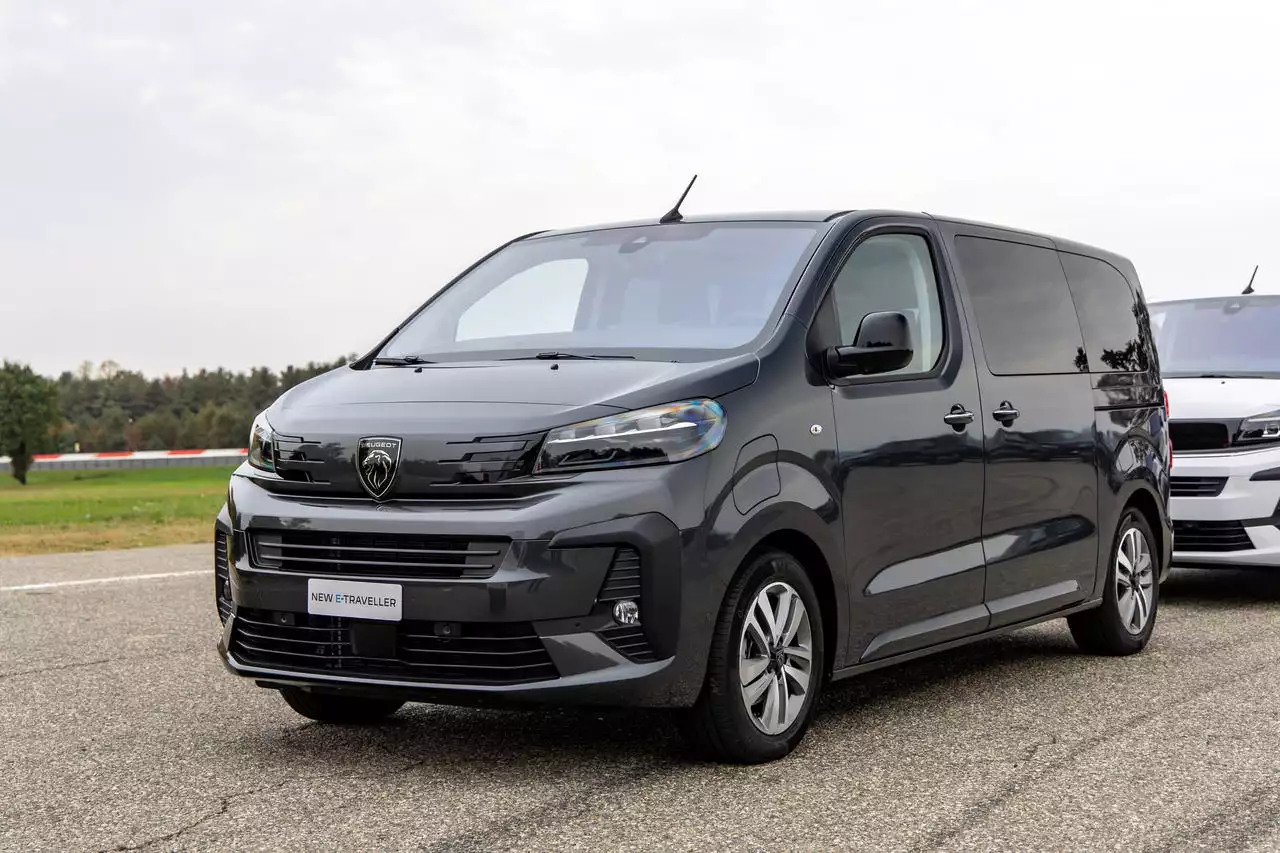 Peugeot Traveller